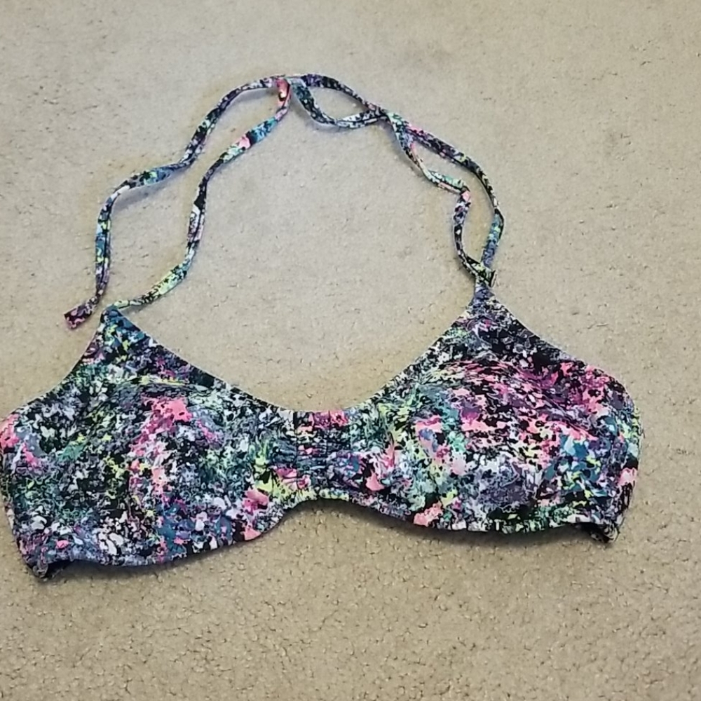Bikini top
